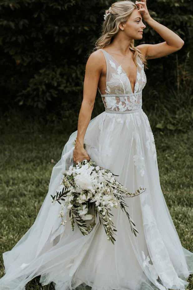 Chic V Neck Ivory Lace Appliques V Back Wedding Dresses with Appliques Lace up