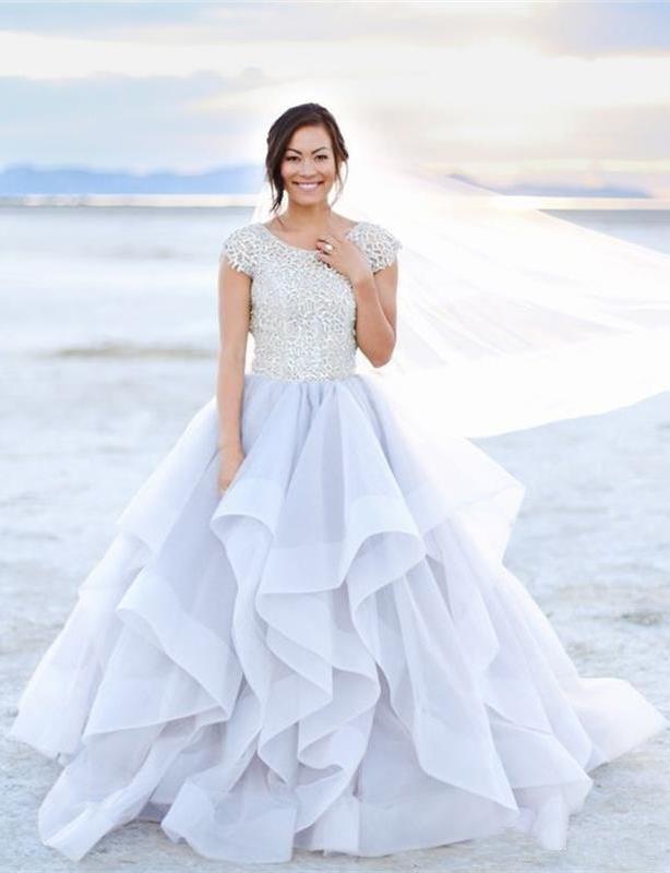 2022 Sparkly Beads Ruffles Organza Scoop Cap Sleeve Lavender Prom Wedding Dresses