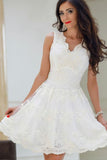 A-Line V-Neck White Tulle Short Prom Dresses Cute Lace Appliques Homecoming Dress